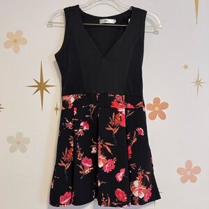 Women’s Floral Mini Dress Black